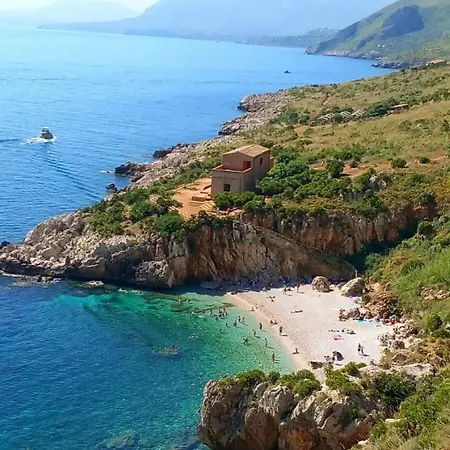 La Casetta Di Nonna Angela Vakantiehuis *